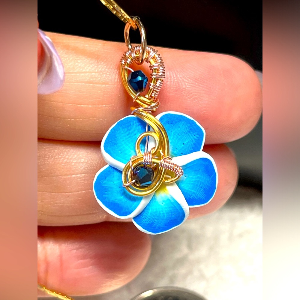 🌺🔥Hawaiian plumeria polymer pendant, sweet mini necklace-fund raiser!